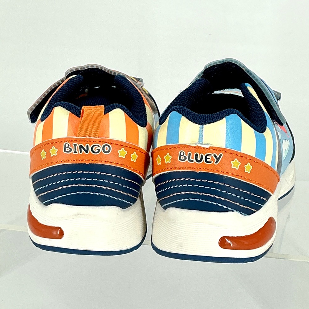 Bluey and Bingo Boys Size 9 Toddler Blue LIGHT UP Sneakers Hook and Loop - Picture 6 of 12